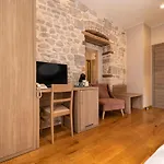 Tifani Luxury 2 Apartamento *