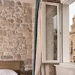 Tifani Luxury 2 Apartamento *