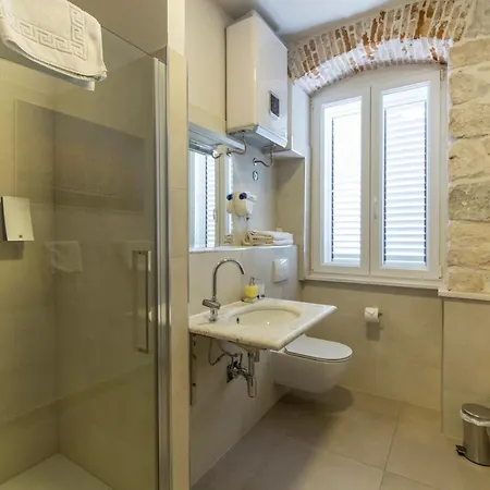 Διαμέρισμα Tifani Luxury 2 Σπλιτ