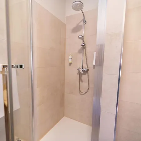 Tifani Luxury 2 Apartment *