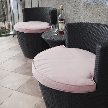 Tifani Luxury 2 Apartment *