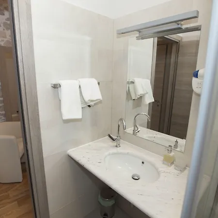 Tifani Luxury 2 Apartment *