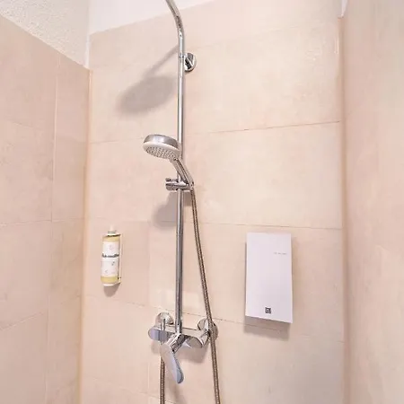 شقة Tifani Luxury 2 *