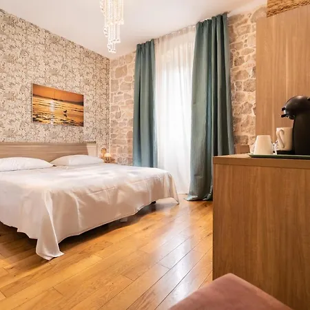 아파트 Tifani Luxury 2