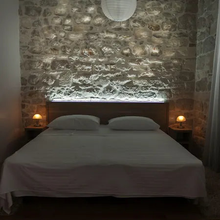 شقة Tifani Luxury 2 *